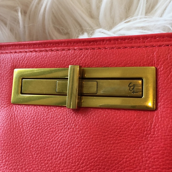 Elliott Lucca Large Red Leather Tote w/Woven Sides - Picture 4 of 9